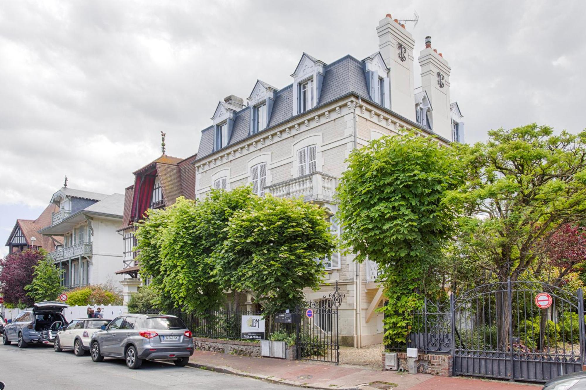 Centre Ville Deauville Bagian luar foto
